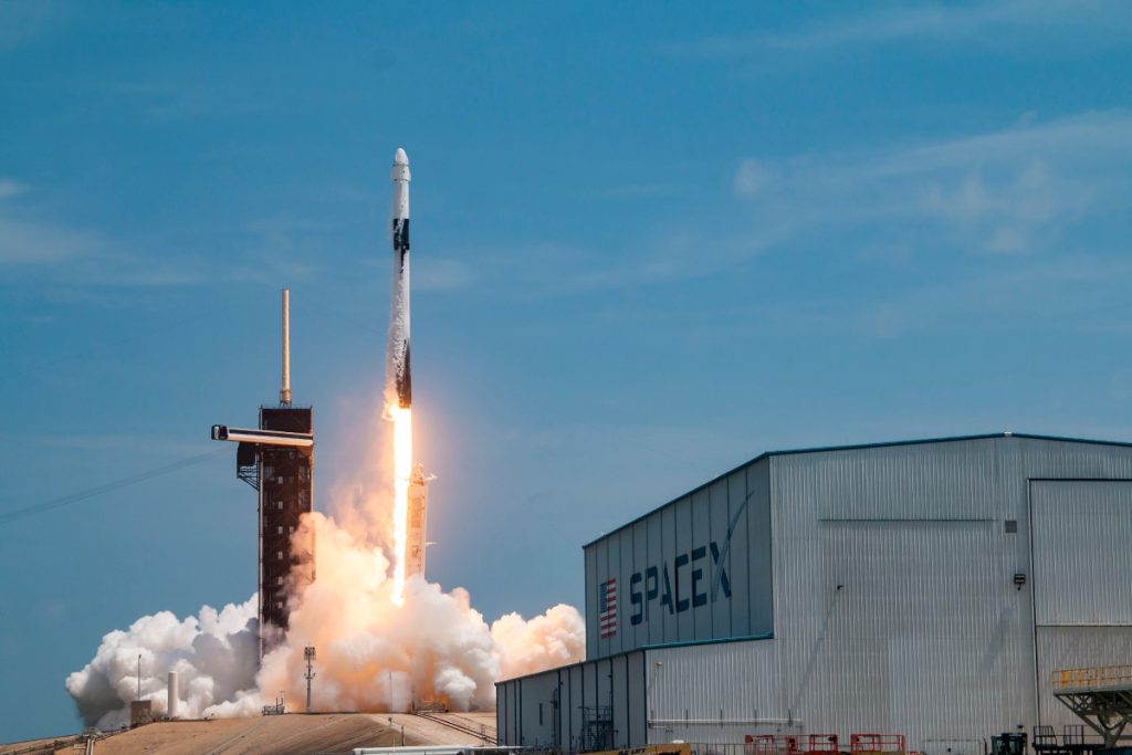 SpaceX, IPO öncesi Space Force sözleşmeleriyle 6,45 milyar dolar kazandı