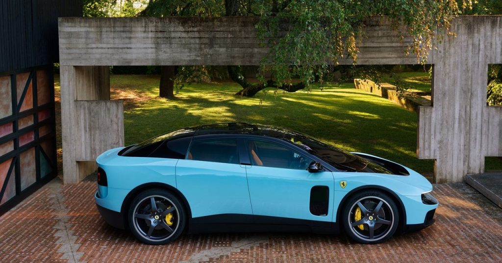 Ferrari Luce Tasarımı Gerçekten Kötü mü? 3 İtalyan Uzmanının Görüşleri