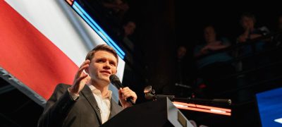 GOP’nun James Talarico’ya Yönelik Saldırıları İncel Kılavuzundan Çıktı