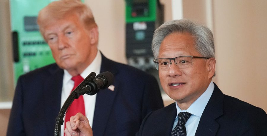 Nvidia, Tayvan'a 150 Milyar Dolar Yatırım Yapıyor; Trump'ın ABD'yi AI Merkezi Yapma Planı Çözülüyor