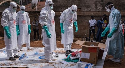 Trump Yönetimi Ebola Maruziyetli Amerikalıları ABD’ye Girişten Men ediyor, Kenya’ya Gönderiyor
