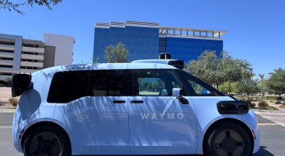 Waymo’nun Yeni Robotaksisi Çin Yapımı, Kârlı Olacak Şekilde Tasarlandı ve Şimdi Yolcu Alıyor