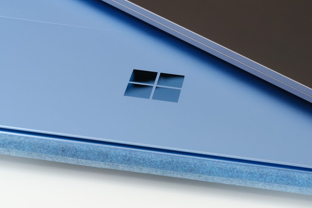Microsoft yeni Surface cihazını ve “PC’nin yeni bir çağı”nı duyurdu