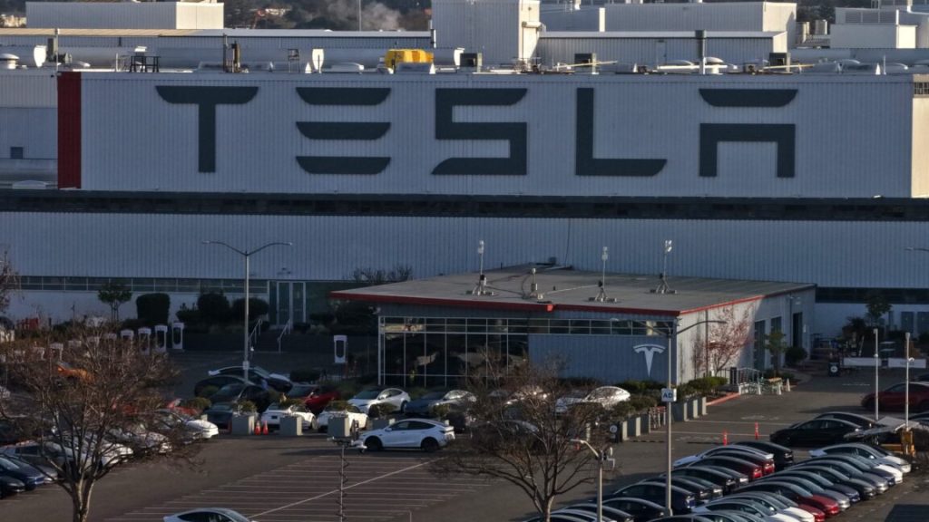 Kaliforniya, Tesla’nın ırkçılık davasını reddetme girişimini engelledi