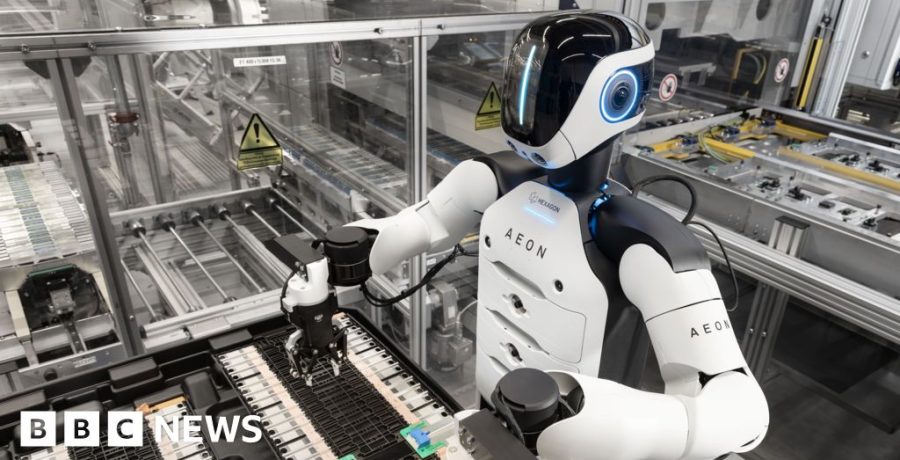 BMW, İnsan Şeklindeki Robotların Araç Üretiminin Geleceği Olduğunu Diyor