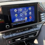 iPhone kullanıcısıyım ama Android Auto'lu Gemini, arabada Siri'den her zaman üstün