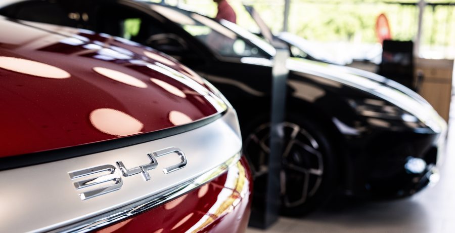 BYD, Avrupa’da Binlerce 5 Dakikalık Şarj İstasyonu Kuracak
