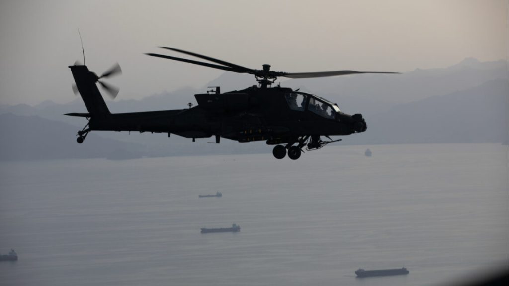 ABD Donanması İlk Kez İnsansız Tekneyle Helikopter Mürettebatını Kurtardı