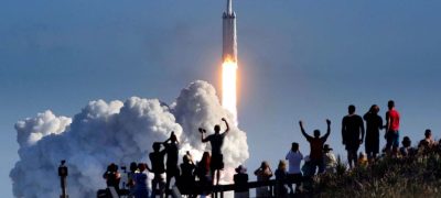 SpaceX, Amazon’u Geride Bırakarak Değerlemesini 2,7 Trilyona Çıkardı