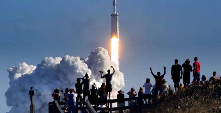 SpaceX, Amazon'u Geride Bırakarak Değerlemesini 2,7 Trilyona Çıkardı