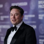 Elon Musk, SpaceX’in Tarihi Halka Arzı Sonrası Dünyanın İlk Trilyoner’i Oldu