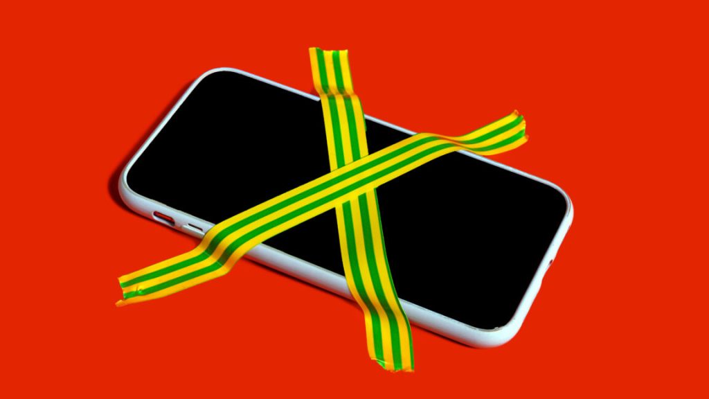 Apple’ın Rusya’da Uygulama Engelleri: Kullanıcılar Android’e Yönlendiriliyor