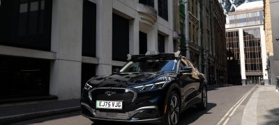 Uber, Londra’da robotaksi denemelerine hazırlanıyor