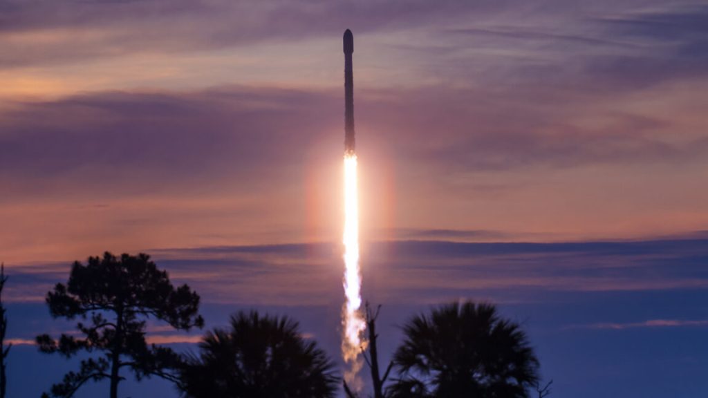Falcon 9 Boosteri 5 Yaşında ve Olağanüstü Bir Yeniden Kullanım Rekoruna Sahip