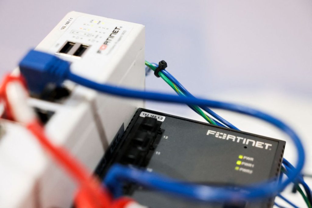 FortiBleed: Uzun Vadeli Saldırıda Yüz Binlerce Fortinet Güvenlik Duvarı Ele Geçirildi