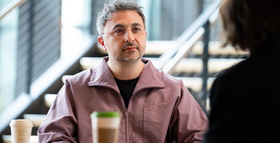 Microsoft’un AI Başkanı, Beyaz Yaka İşlerin Otomasyona Gidip Gidemeyeceği Konusundaki Açıklamasını Netleştirdi
