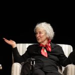 Margaret Atwood'tan Yapay Zekâ Uyarısı: ‘Girişteki Çöp Çıktıyı Belirler’