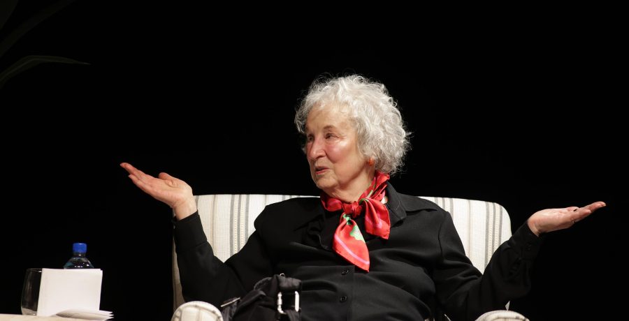 Margaret Atwood'tan Yapay Zekâ Uyarısı: ‘Girişteki Çöp Çıktıyı Belirler’