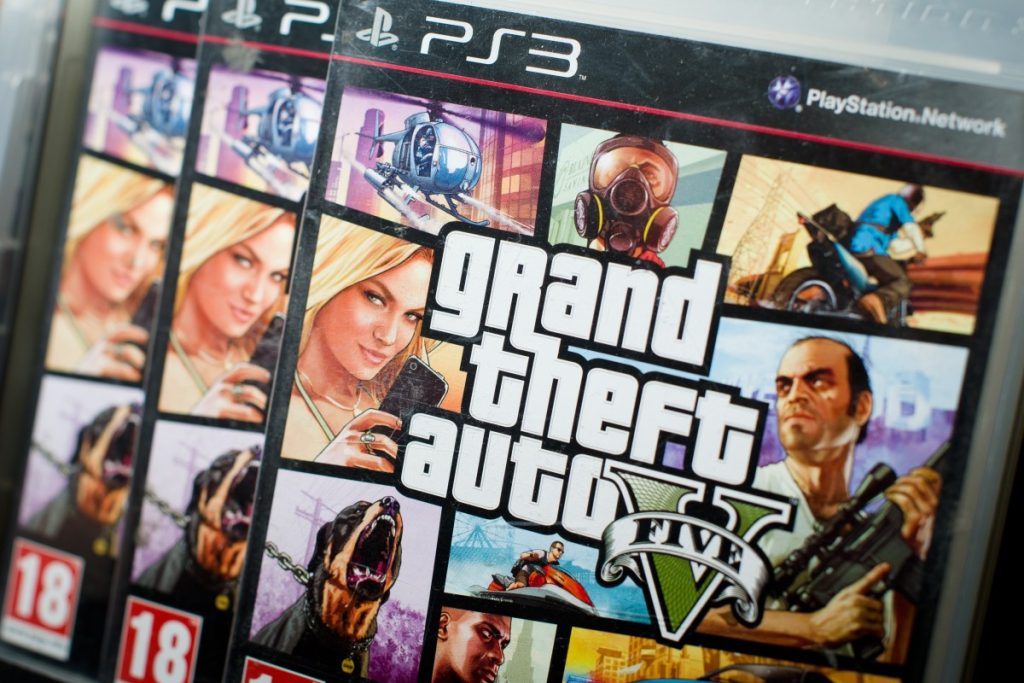 Grand Theft Auto V hile servisi hacklendi, binlerce oyuncunun verileri sızdırıldı