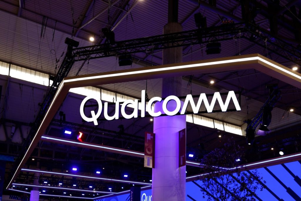 Qualcomm, akıllı telefonun yerini alacak cihazların beyni olma hedefiyle iki yeni ürün duyurdu
