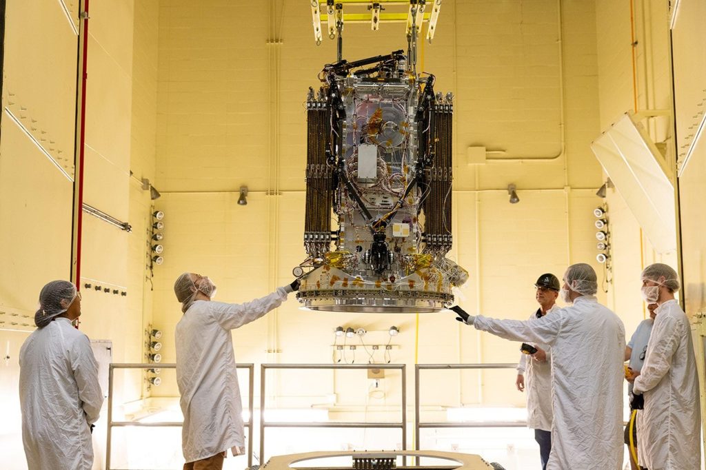 NASA, Swift Gözlemevi’ni Dünya’ya çakılmaktan kurtarmak için acil bir görev başlattı