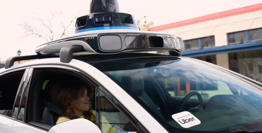 Waymo ve Uber Phoenix'te Yolları Ayırdı