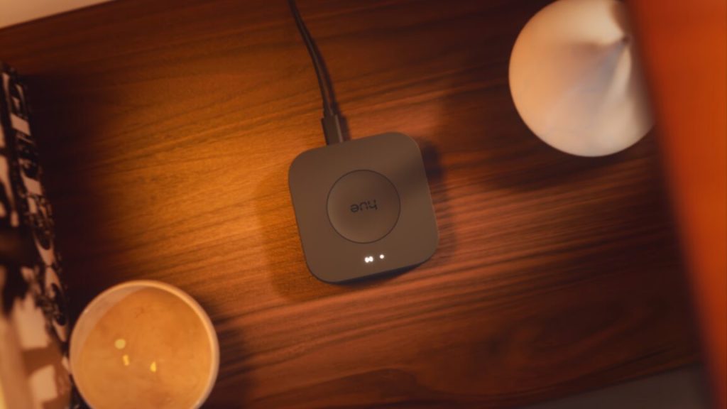 Philips Hue Bridge Pro Cihazları Firmware Güncellemesinden Sonra Kullanılamaz Hale Geldi; Signify Ücretsiz Değişim Sağlıyor